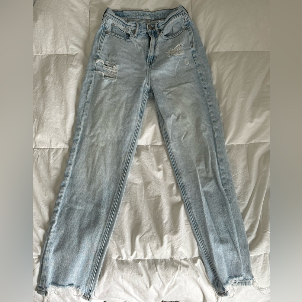 American Eagle blue jeans, Highest Rise 90s boyfriend size 00 regular